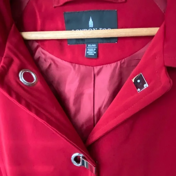 Elegant Red Women's Rain Coat - Picture 3 of 10